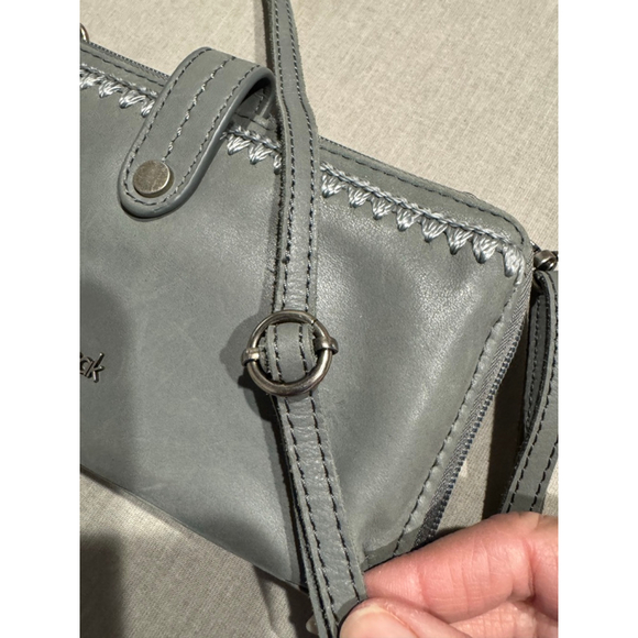 Women's The Sak Gray green Leather Crossbody Wallet One Size - Picture 15 of 15
